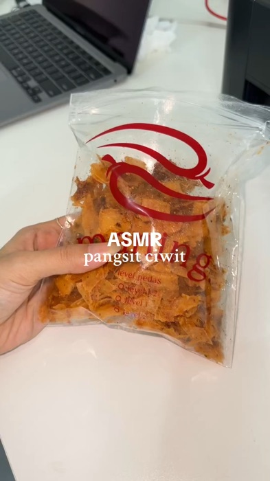 ga ada keras kerasnya sama sekali! cuma 11rban!#jajanviral #pangsit #maningsnack #pangsitciwit
