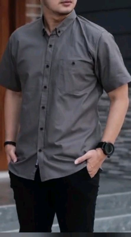 Baju Kemeja Polos Pria Lengan Pendek Jumbo Slimfit Premium Distro Atasan Hem Cowok #BajuKemejaPolosPriaLenganPendek #shoppeevideo #RacunShopeeCheck
