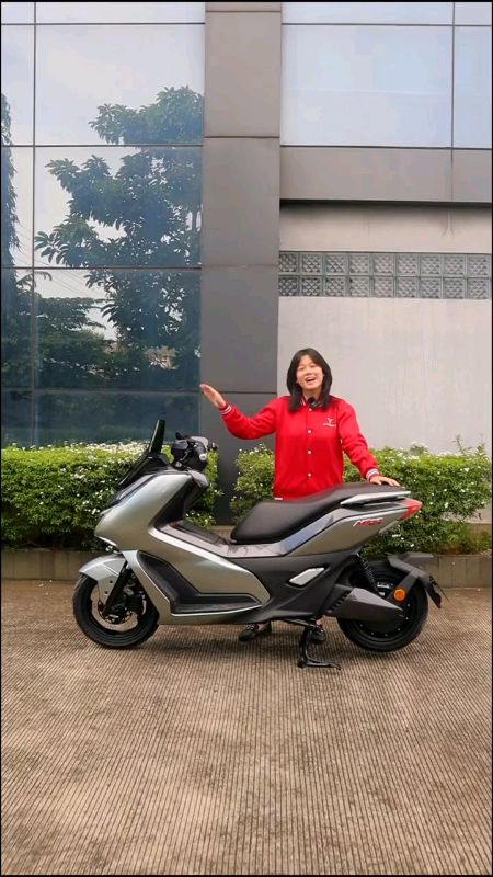 uwinfly m100 #uwinfly #motorlistrik #motorlistrikuwinfly #fyp#sepedalistrikuwinfly