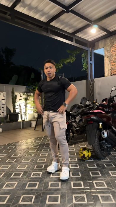 Cargo jogger bikin workout tampil lebih keren !!! #joggerpants #outfitgym