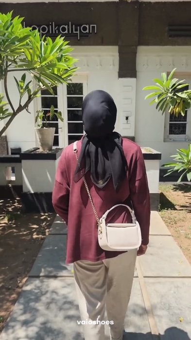 #ShopeeFashionHaul #ViralDiShopeeVideo #FashiondiShopee #OOTDFashionShopee #RacunShopeeCantik #SpillRacunShopee #BeliDiShopeeVideo #DiskonRacunShopee