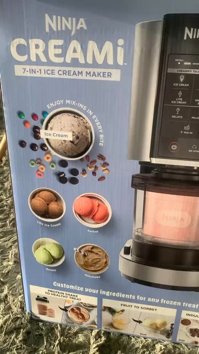 Bikin es krim jadi gampang banget pake alat ini ! 😍#ninjacreami #ninjafoodi #icecreammaker