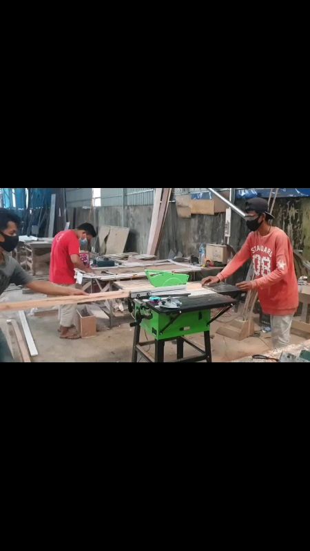 Ryu table Saw. #ryu #tablesaw #mesinpotongkayu #spesialramadhan #RacunShopee #Diskon50Persen