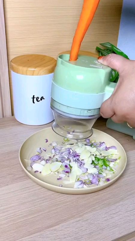 PEMOTONG SAYUR ELEKTRIK 🧑‍🍳✨#TermurahDiShopee #Diskon50Persen #SultanShopeeVideo #GratisOngkirRP0 #SpillRacunShopee #ViralDiShopeeVideo #ShopeeCOD