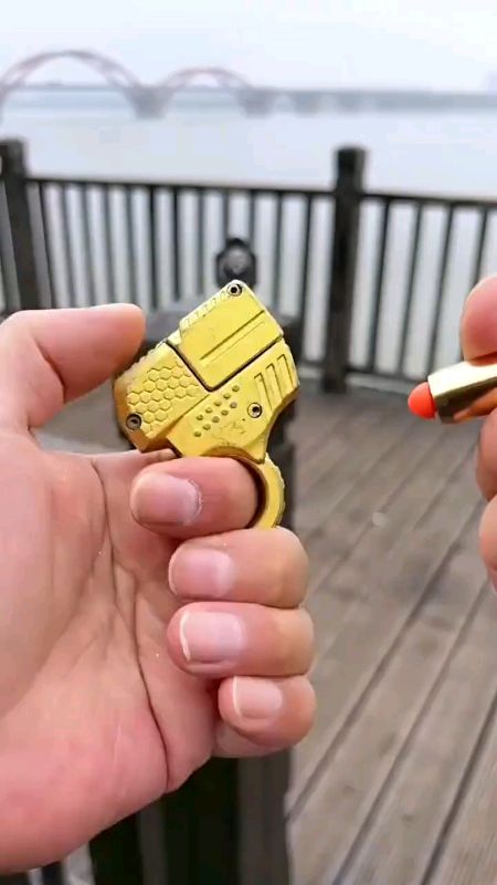 pistol mainan #Racun #backtoschool #ViralDiShopeeVideo #fyp #shopeevideo #racunshopeee #RacunShopeeCheck #RacunShopee