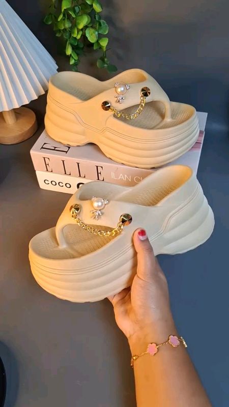 sandal wanita wedges cantik terbaru 8cm anti selip- sandal karet#Diskon50Persen#RacunShopee#sandalmurah#sandalviral