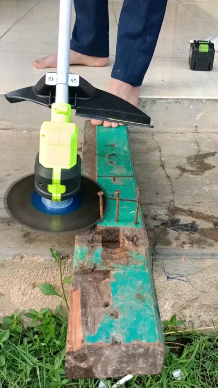 tes mesin potong rumput baterai Zper untuk potong PAKU menggunakan mata circular saw SDT framing demo #mesinpotongrumput #sdtframingdemo #zper