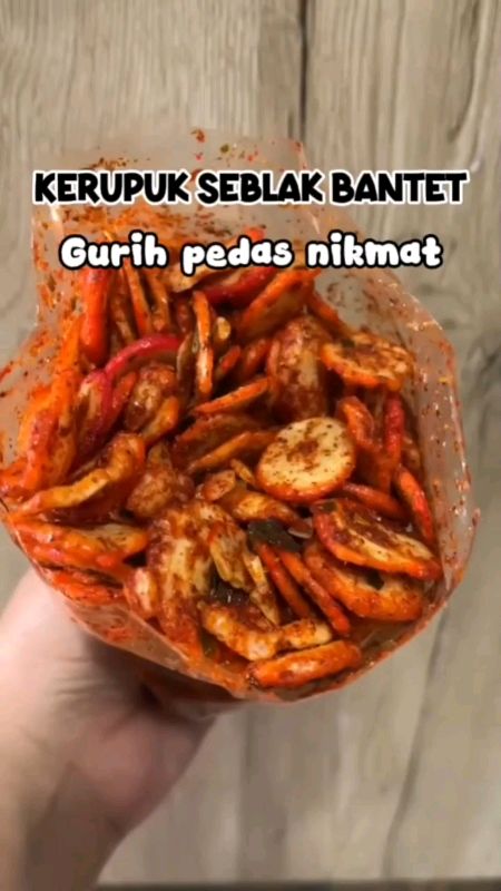 Kerupuk seblak #kerupukseblak #cemilan #cemilanviral #fyp #RacunShopee #SpillRacunShopee #ViralDiShopeeVideo #SpillBawaBerkah #ShopeeLook #ShopeeCOD