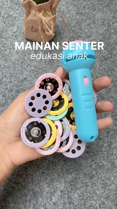 Senter proyektor edukasi anak bikin anak anteng! #mainanedukasi #mainanedukasianak #senterproyektor #senteredukasianak #mainananak #mainansenter