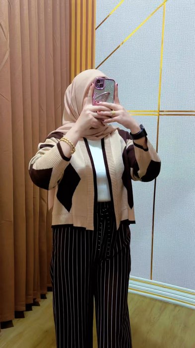 #cardiganrajut #rajutkoreanstyle #rajutlenganpanjang  #baggypants #stripepants #RacunShopee #shopeevideo  #OOTDFashionShopee #fyp #fypシ