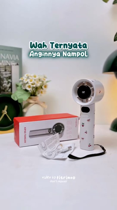 Bebas gerah dimanapun🍃 #RacunShopee #SpillBawaBerkah #GakNyeselBeliIni #ShopeeLook #ViralDiShopeeVideo #kipasanginportable #kipasmini #kipasportable