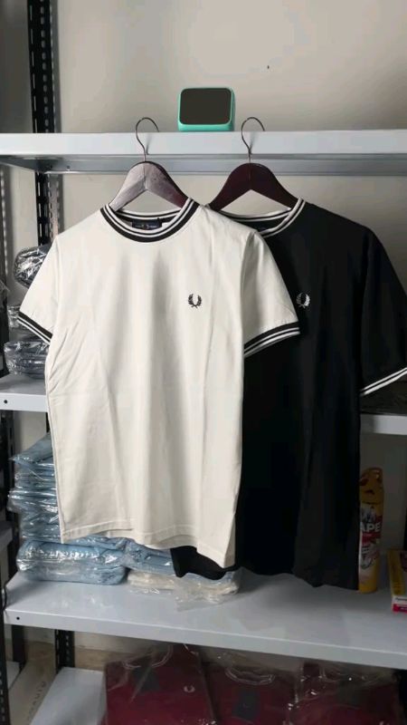 best seller #fredperryshirt #kaospria #outfitpria #rekomendasioutfit #ViralDiShopeeVideo #shopeevideo #ShopeeCOD