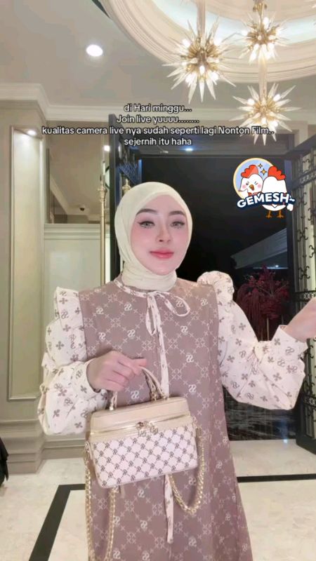#shellasaukiabag #taswanita #tasselempangwanita #tasshellasaukia #tasmewah #tasbranded #fashion #fypシ #ViralDiShopeeVideo