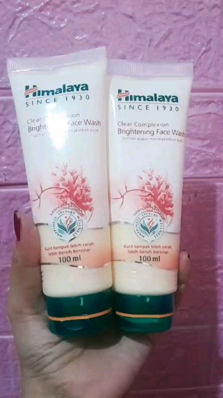 #HIMALAYA 25 ribu dapat 2 pcs kapan lagi.membersihkan dan mencerahkan wajahmu.