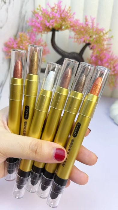 #eyshadowpensil #eyeshadowglitter #eyeshadowstickviral