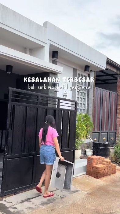 Review terbaik dan sesuai budget aku hanya dari merek ini, smoga bakalan awet diaku, dan aku bakalan review kmbali klau udah ku pakai bbrpa bulan🥰