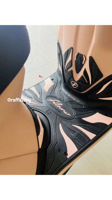 Biar tampilan tambah cantik #motorcycle #motor #yamaha #GrandFilano #karpet #deckpad