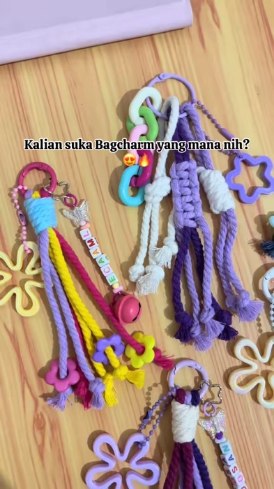 Cuz! Pilihhh, langsung checkout bestie🥰✨ #bagcharmkekinian #bagusbangettt😍 #macrame #gantungankunci