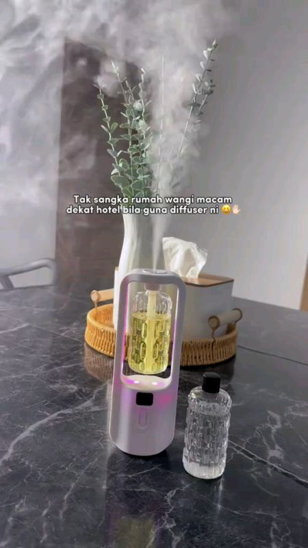 Humidifier Diffuser 5 Mode #humidifierdiffuser #humidifieraromatherapy #humidifiermurah #SpillRacunShopee #shopeevideo