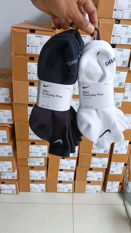 ORIGINAL NIKE TRAINING SOCKS #RacunShopee #RacunShopeeCheck #shopeevideo #ShopeeLook #nike #kaoskaki #kaoskakinike #promo #PromoNonStop