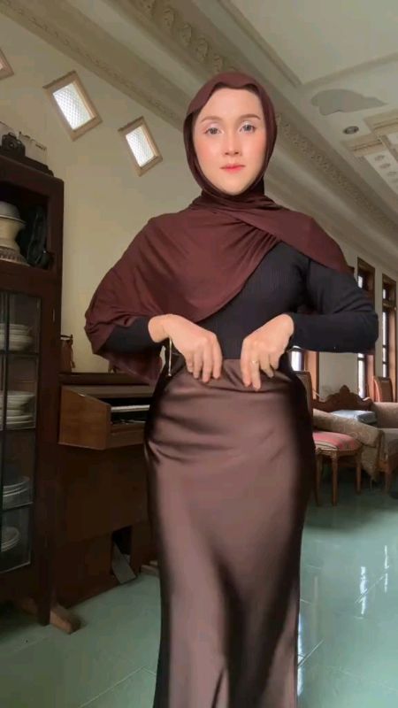 rok satin silk premium l rok duyung#ShopeeCOD #ShopeeLook #SpillBawaBerkah #SpillRacunShopee #RacunShopee