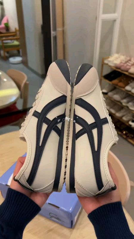 #corollasneakers #corolla #RacunShopeeCheck #codshopee #DiskonShopeeVideo #PejuangRupiah #GakNyeselBeliIni #shopeevideo #RacunShopee #CorollaShoes