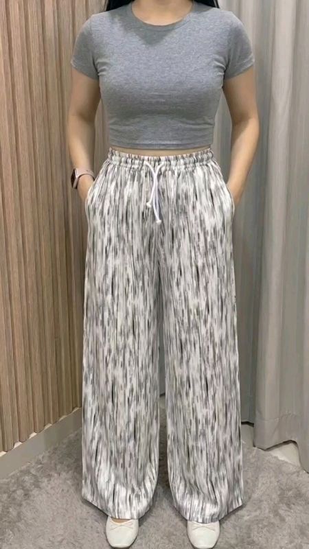 strip pants abstrak #celana #celanapanjang #celanapanjangwanita #strippants #larismanis #murahbanget #fyp #RacunShopee #SpillRacunShopee