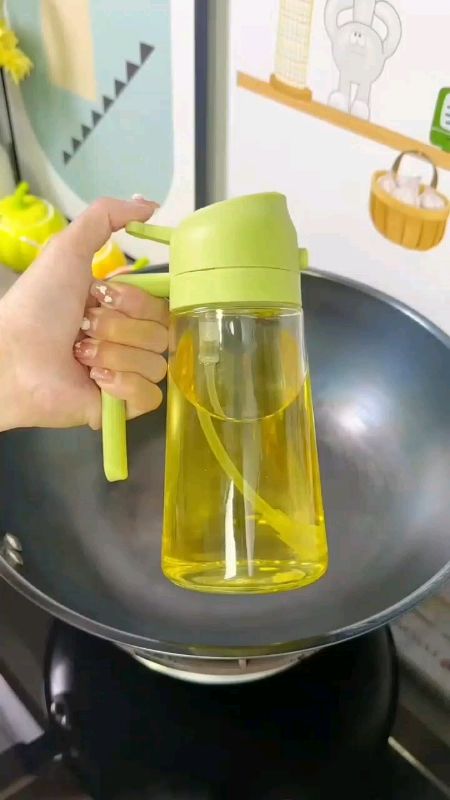 ini botol minyaknya 2in1 Lo Bun #botol #botolminyakgoreng #2in1 #recommended #SpillRacunShopee #RacunShopee #shopee