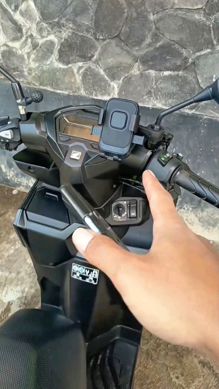 solusi yg pengen punya holder hp tp masih punya budged minim 🤩#holder #holderhp #Holdermotor #holdermurah #holderhpmurah #holderhpmotormurah