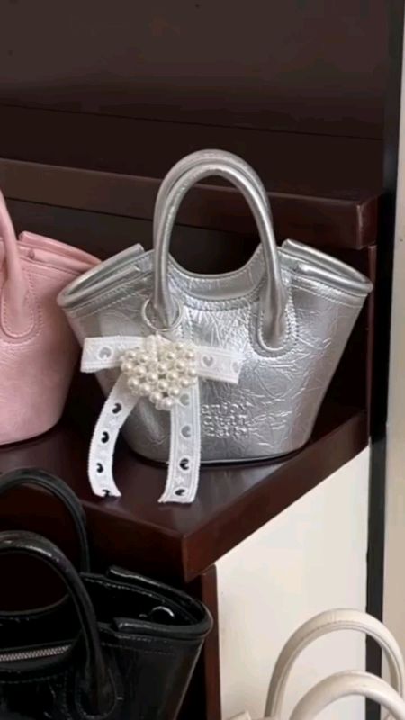 #handbag #slingbag #taswanita #SpillRacunShopee #ViralDiShopeeVideo #RacunShopee #BeliDiShopeeVideo #koreanbag