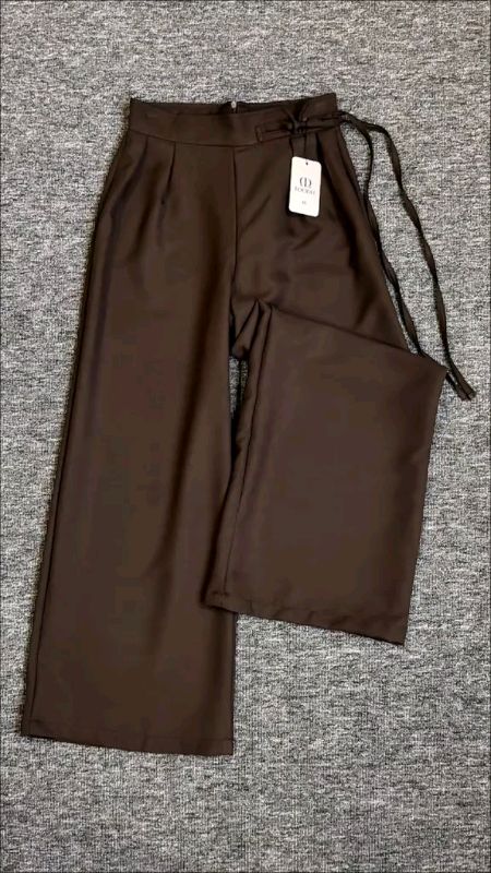 #jennypants #kanaviegretapants #kanaviegretapantsJennyPantsCulottes #pantsculottescelanapanjangwanitahighwaistlongpantskulot #ViralDiShopeeVidio