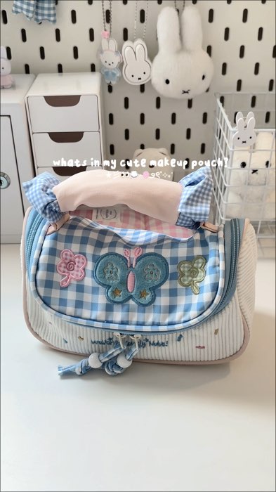 lucu banget kan pouchnya😍🫶🏻 yuk samaan bisa jga untuk pouch pencil lohh💬🎀 #pouchmakeup #pouchmurah #pouch #pouchmini #pouchmakeupmini