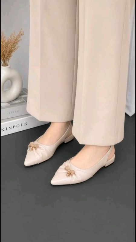 #rekomendasiheelswanita #heelswanita #heelswanitacantik