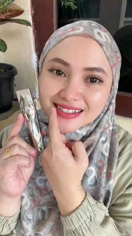 Secakep ini warna nya... #lipstick #lipcream #lipstiktimephoria #timephorialipstick #timephoria