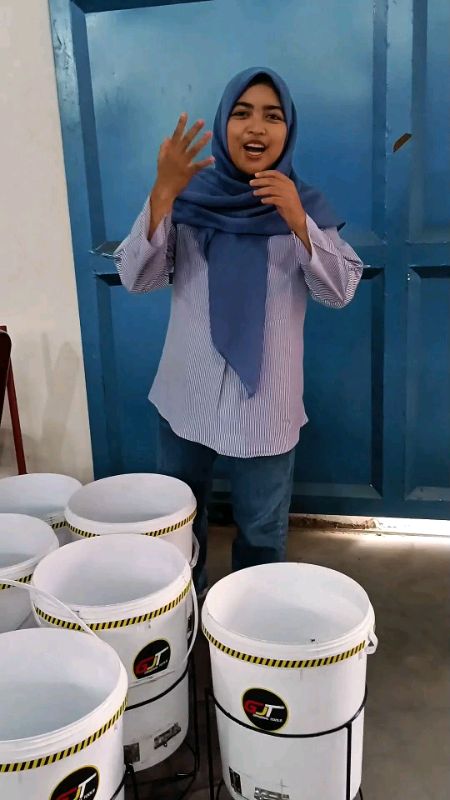 Mesin cacah pakan ternak ready stock lagi,yok ah bagi yang gak mau ribet harus potong potong sayuran untuk ternak bisa banget pake alat ini.  #pakante