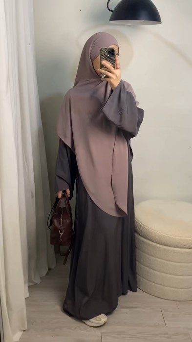 #taswanita #tas #lozyhijab #abaya #hijabstyle #abayagirls #abayamurah #abayafashion