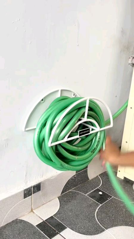 gantungan selang air gulung #GratisOngkirRP0 #SpillBawaBerkah #SpillRacunShopee #trending #fyp #ViralDiShopeeVideo #viral #PromoNonStop #RacunShopee