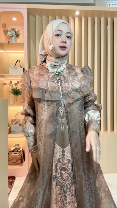 Definisi menang kondangan tanpa bikin kantong guncang! 💸 250rb aja udah bisa bikin mantan nyesel. Gercep, stok tipis jangan nangis!🔥 #DressKondangan
