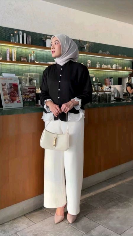 OOTD KEKINIAN FYP  #atasanwanita #blousekekinian #blousekorea #blousecantik #blousemurah #