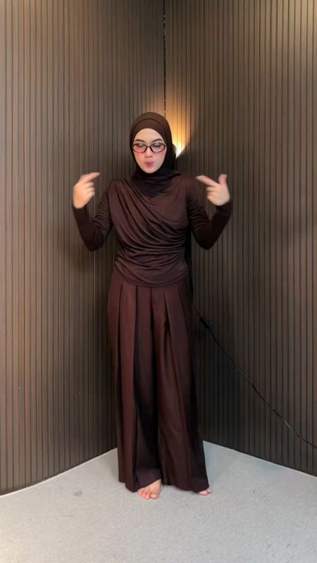 outfit yang bikin kulit cerah ❤️😍 #ShopeeFashionHaul #ShopeeCOD #RacunShopeeCheck #RacunShopee #Diskon50Persen #OOTDFashionShopee #Diskon50Persen