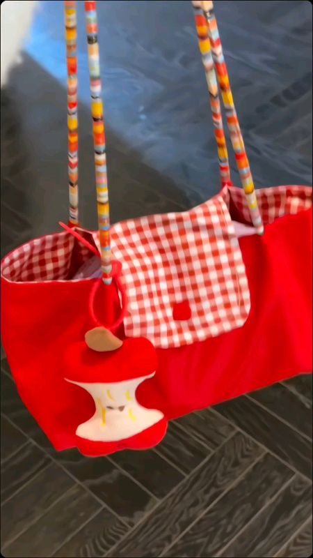 #RacunShopee #totebagaesthetic #tasselempang #totebagmurah #OOTDFashionShopee #SpillBawaBerkah