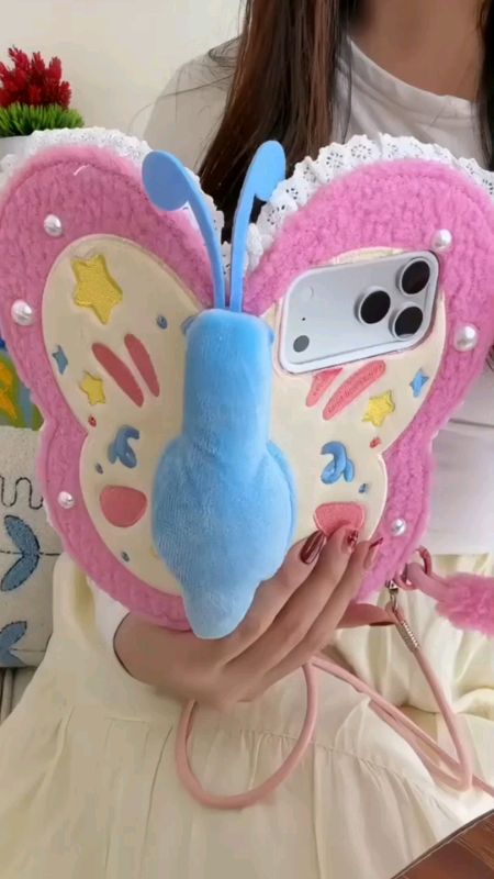 Selalu tergila-gila hal yg lucu😍#wodecase #phonecase #cute #fyp #walletcase #RacunShopee #SpillRacunShopee #ViralDiShopeeVideo #GratisOngkirRP0