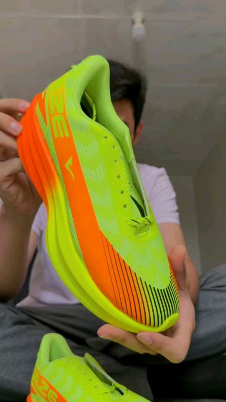 sepatu lari #GratisOngkirRP0 #GakNyeselBeliIni #ViralDiShopeeVideo #sepatulari #sepatulokal #sepatuolahraga