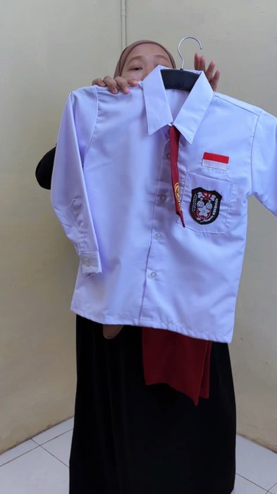 Seragam sekolah sd #ShopeeCOD #shopeevideo #SpillBawaBerkah #SpillRacunShopee #GratisOngkirRP0 #trendingvideo #ShopeeReview #ShopeeLook #PromoNonStop