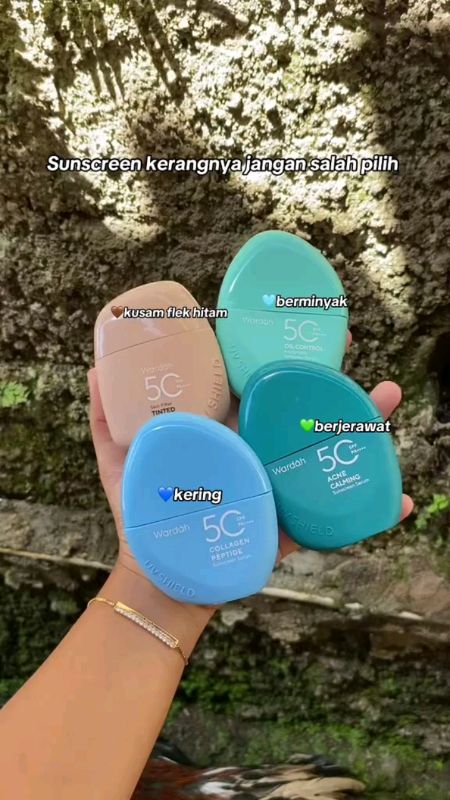 sunscreen wardah dengan formula terbarunya buruan cobain #sunscreen #sunscreenviral #wardah #skincareroutine #fypシ