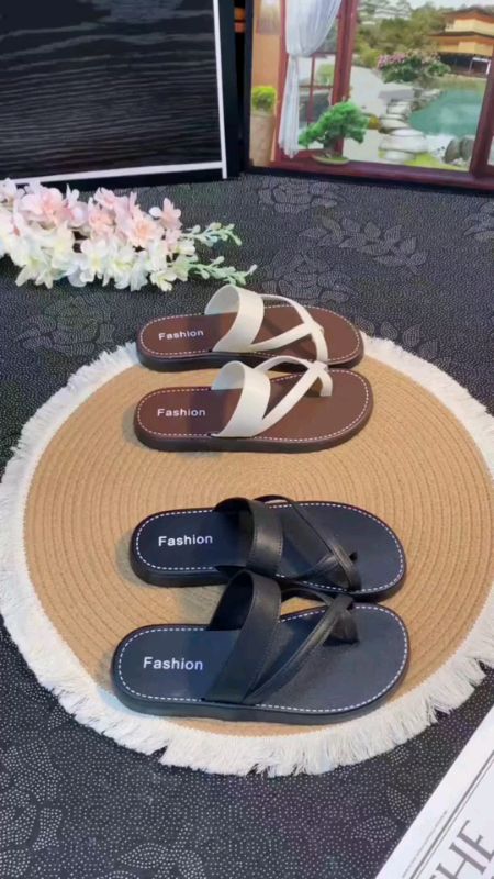 #sandalkekinian #Sandalperempuan #SpillBawaBerkah #TermurahDiShopee