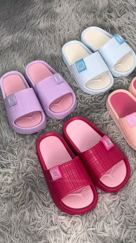 sandal anak cewek lucu nyaman dipakainya #sandalanak #sandalanakperempuan #sandalviral #fypシ #fypdongggggggg