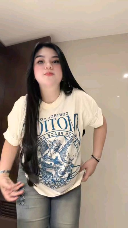 #tshirt #kaosoversize #tshirtoversize #bajuatasan #bajukaos #kaoswanitalenganpendek #SpillRacunShopee #DiskonRacunShopee #ViralDiShopeeVideo #gratison