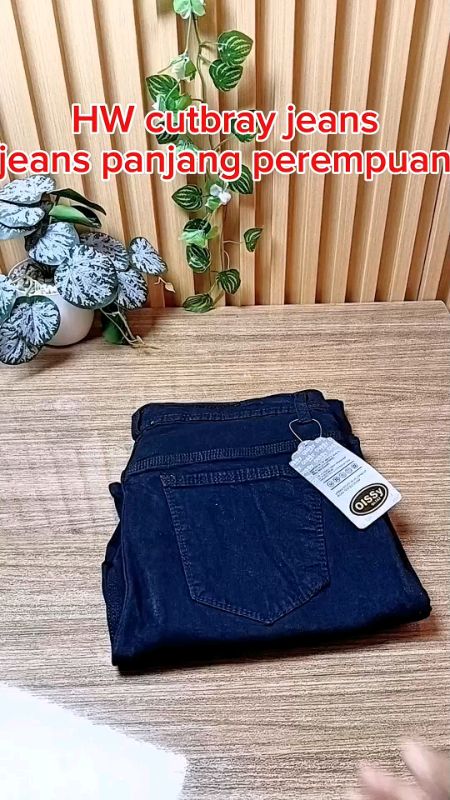 #jeanshighwaist #jeanscutbrayhighwaist #GakNyeselBeliIni #GratisOngkirRP0 #ViralDiShopeeVideo #SpillBawaBerkah #ShopeeCOD #ShopeeFashionHaul