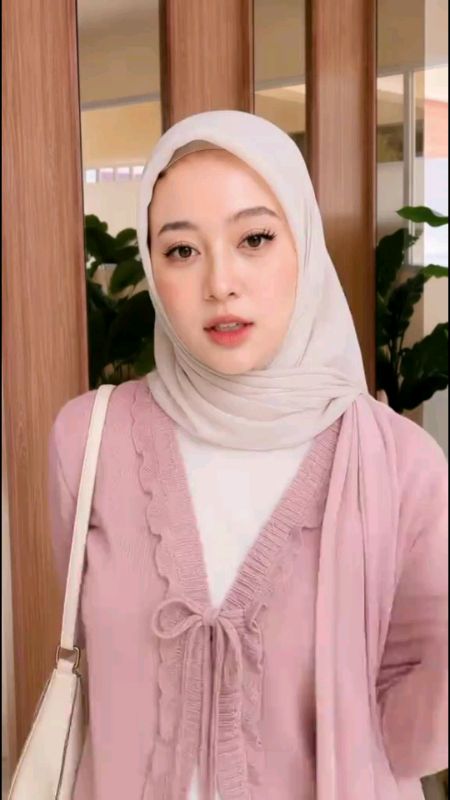 Set Outfit Wanita gemes banget🥰